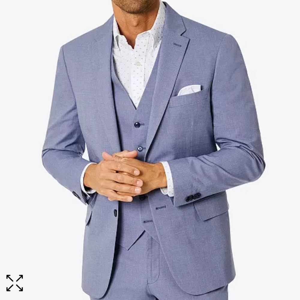Gorgeous Tommy Hilfiger Suit